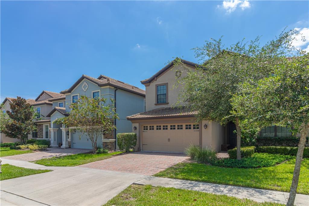 Slide show image of the Orlando Florida Home for Sale 60